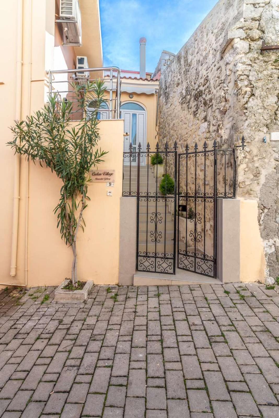 Cretan Village Renovated House Heraklion  Exterior photo